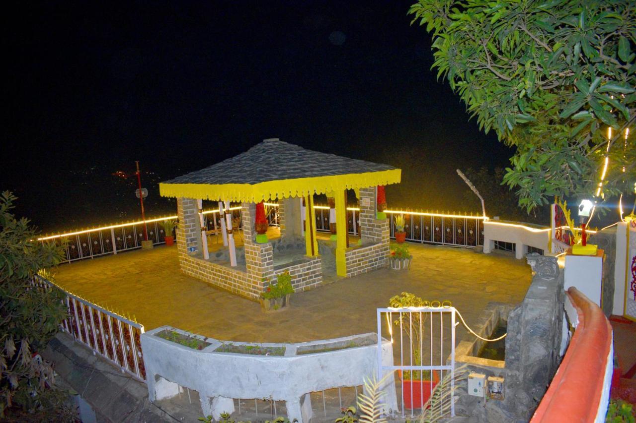 Ivytop Resort Srinagar  Exterior photo
